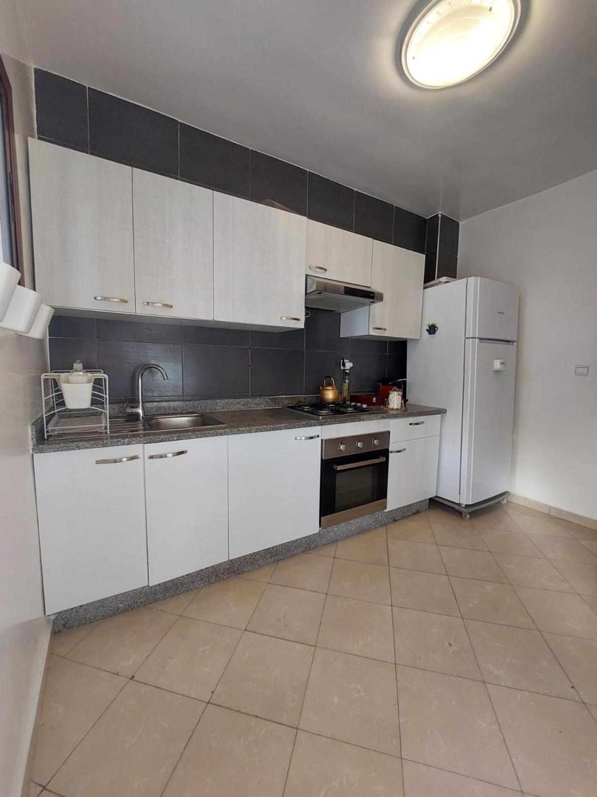 Charite Host Appartement , Wifi Et Parking Gratuit Agadir Luaran gambar